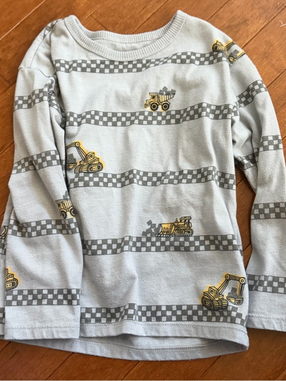 Cat & Jack Gray Long-Sleeve Shirt with Yellow Construction Trucks